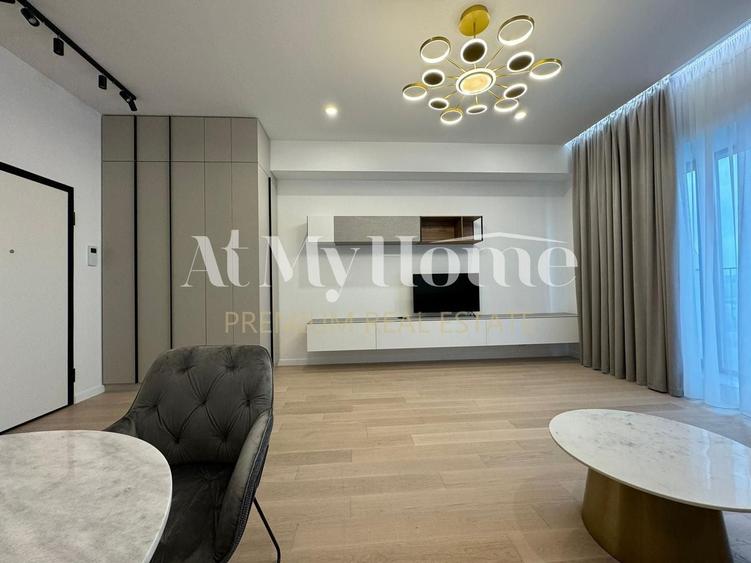 Apartament cu 2 camere decomandat, mobilat în Barbu Văcărescu