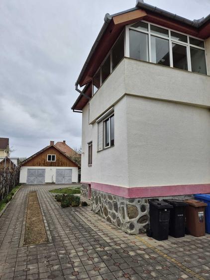 Teren de 574 mp, în Sub Arini