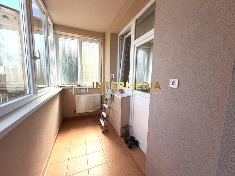 Apartament cu 3 camere decomandat, mobilat în Ultracentral