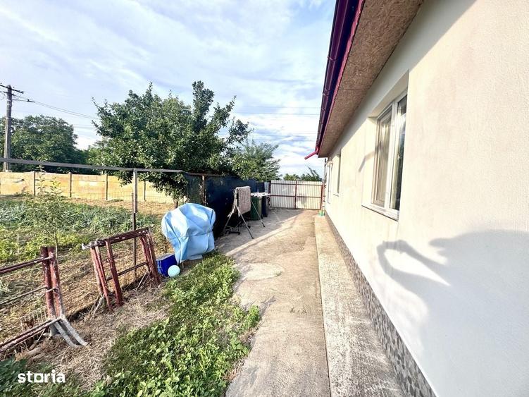 Casă cu 3 camere în Tulucești