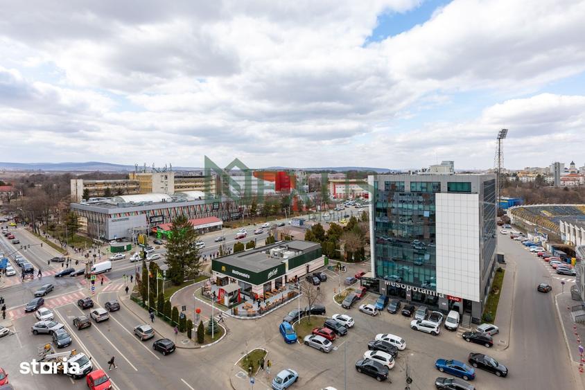 Apartament cu 3 camere decomandat în Cornișa