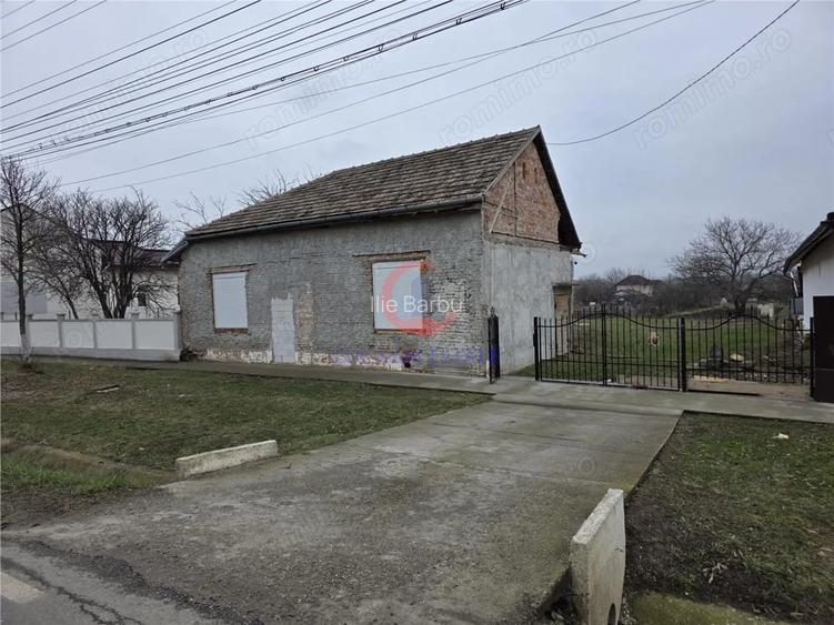 Proprietate cu potential investitional #238;n Pischia 190 mp utili, teren 1000 mp