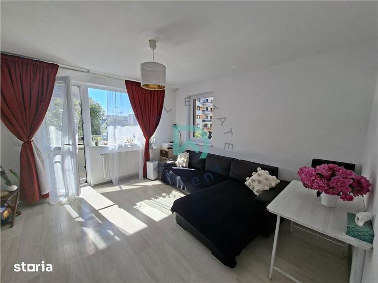 Apartament cu 3 camere în Tractorul