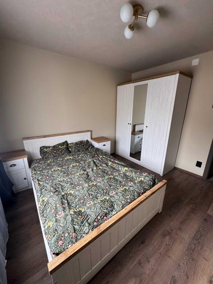 Apartament cu 3 camere decomandat în Olimpia-Stadion
