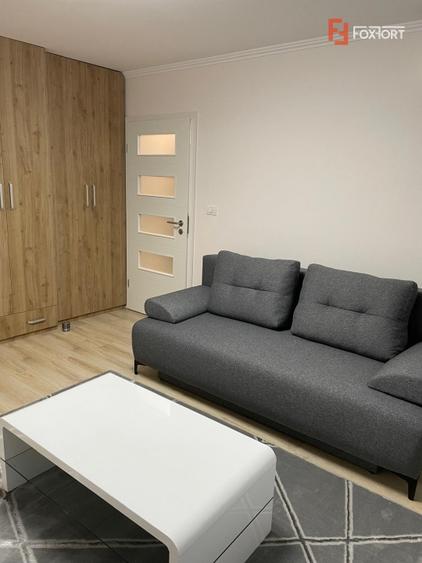 Apartament cu 2 camere decomandat, mobilat în Tipografilor