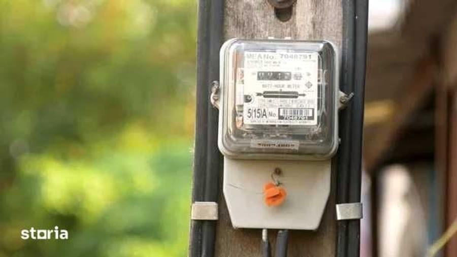 Casă cu 4 camere cu Teren 2300 Mp în Grădinari