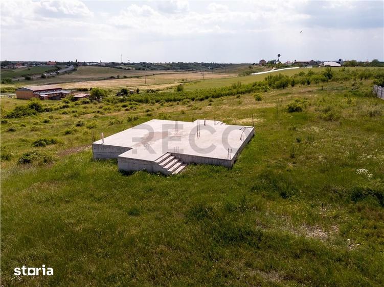 Teren de 700 mp, în Nojorid