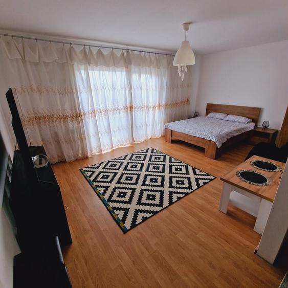 Garsonieră decomandată în Florești