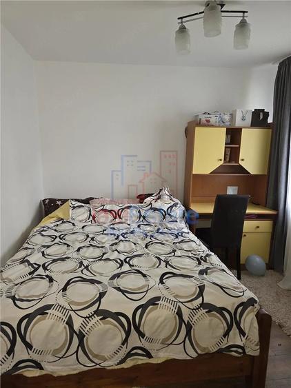 Apartament cu 2 camere decomandat în Filiași