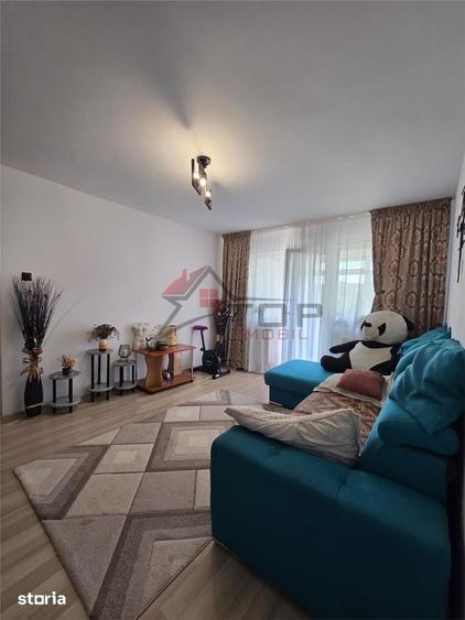Apartament cu 2 camere semidecomandat în Mircea cel Bătrân