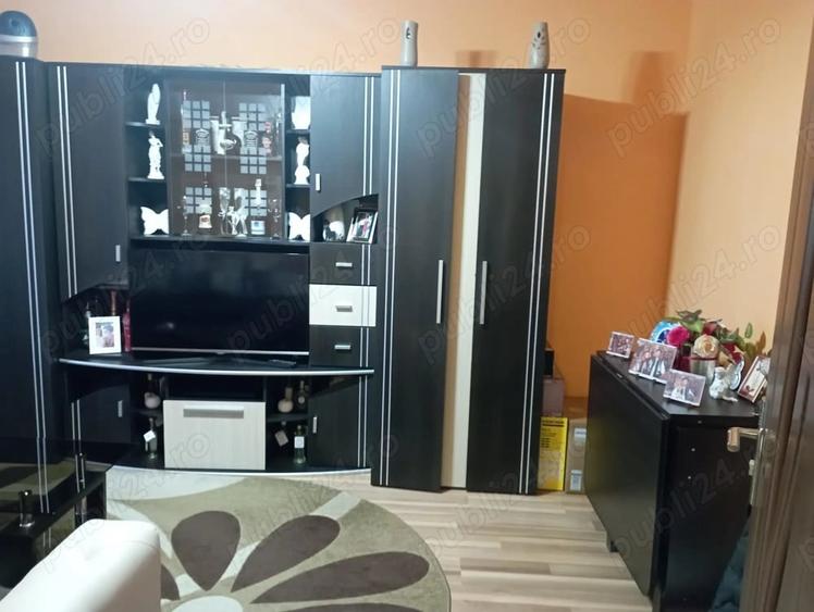 Apartament cu 2 camere decomandat în Horea