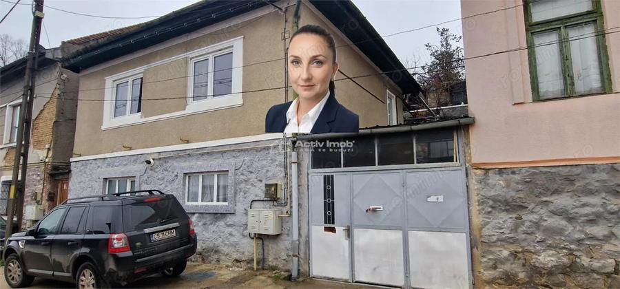 Casă cu 6 camere cu Teren 500 Mp în Muncitoresc