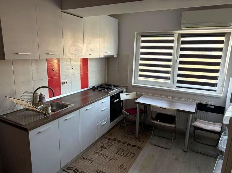 Apartament cu 2 camere decomandat în Beba Veche