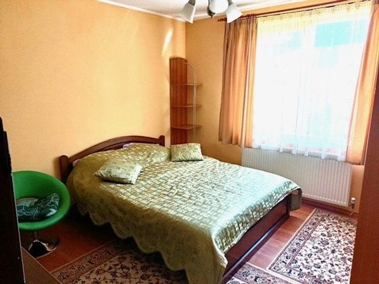 Casă individuală cu 4 camere cu Garaj în Central