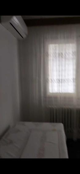 Apartament cu 2 camere semidecomandat în Podu Roș