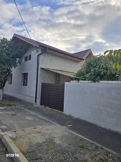 Casă cu 3 camere cu Teren 120 Mp în Grădiște