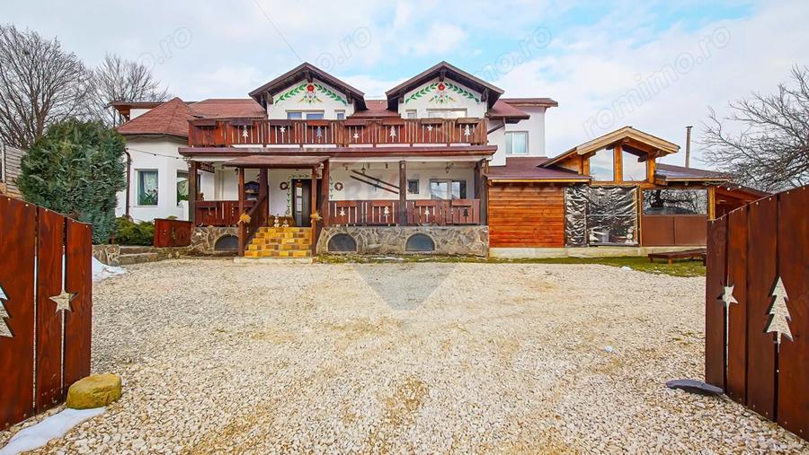 Casă cu 8 camere cu Teren 888 Mp în Sohodol