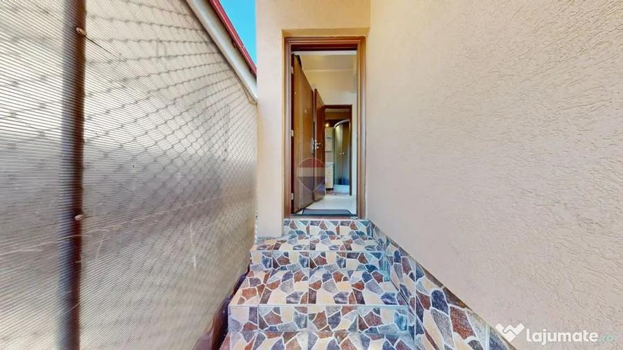 Apartament cu 2 camere decomandat în Brașovul Vechi