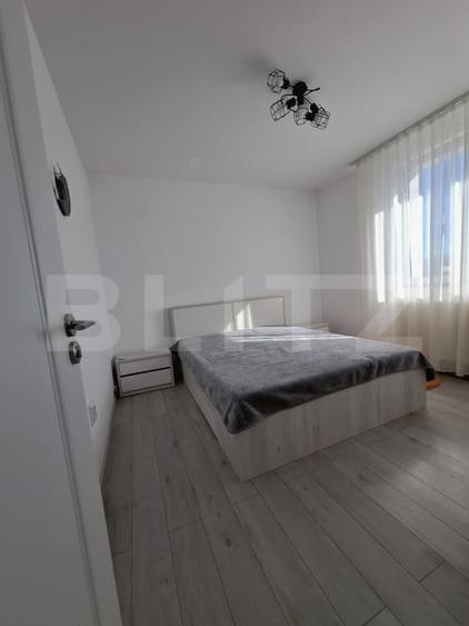 Apartament cu 2 camere semidecomandat, mobilat în Vlahuță