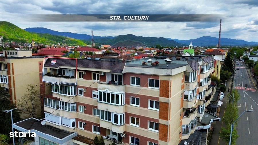 Apartament cu 3 camere decomandat, mobilat în Progresul