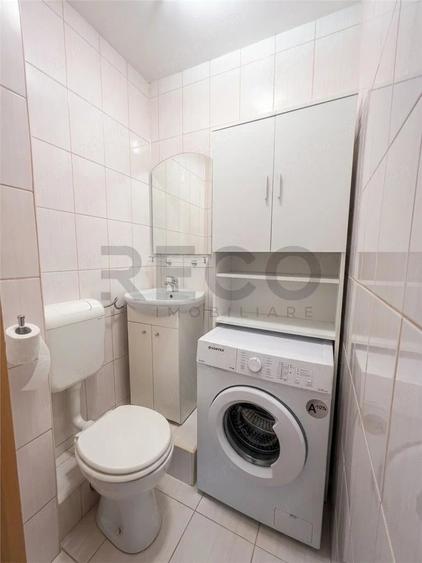 Apartament cu 3 camere decomandat în Cantemir