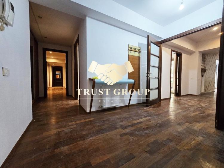 Apartament cu 3 camere decomandat în Șoseaua Nordului