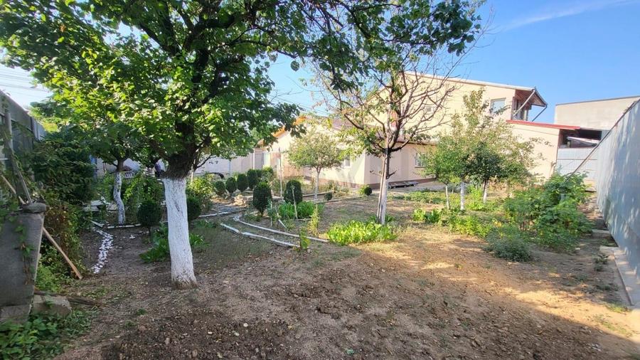 Casă individuală cu 4 camere cu Canalizare în Rahova