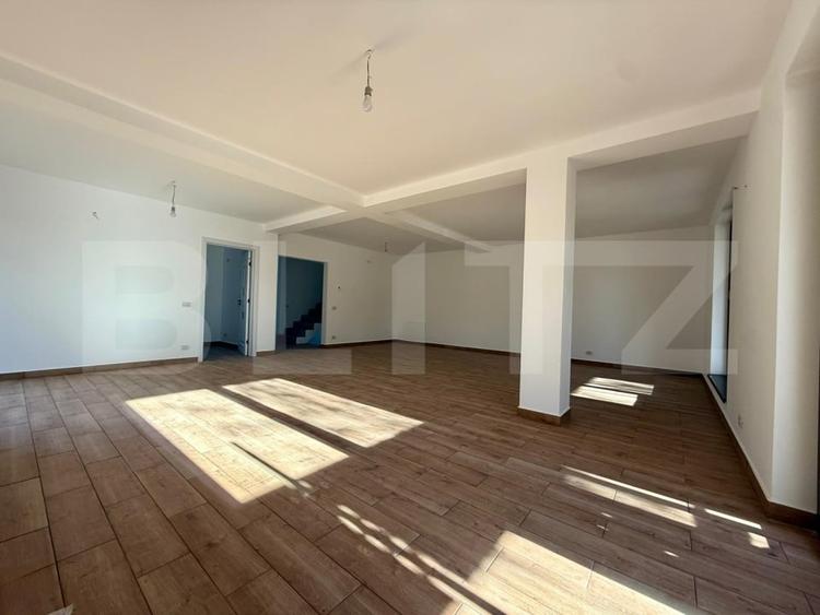 Duplex cu 5 camere cu Canalizare în Ghimbav