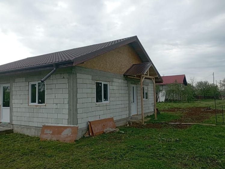 Casă cu 2 camere în Siliștea Snagovului