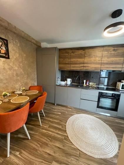 Apartament cu 2 camere semidecomandat în Furnica