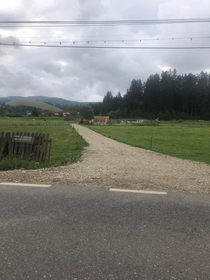 Teren Construcții intravilan de 8310 mp, în Barcani