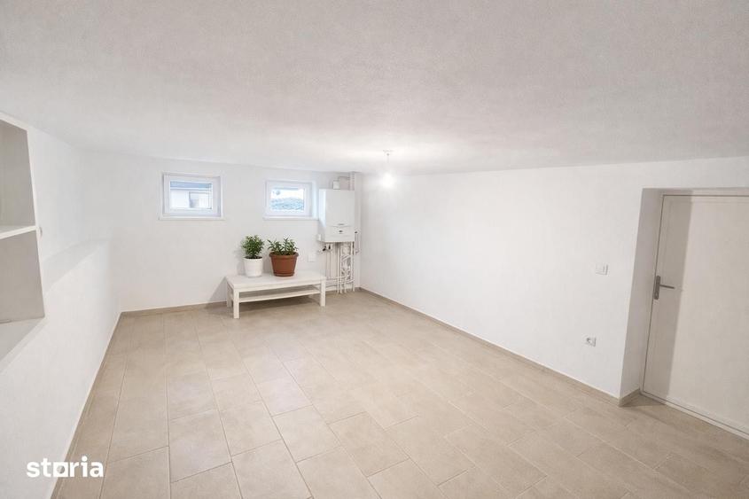 Casă cu 3 camere cu Teren 30 Mp în Ultracentral