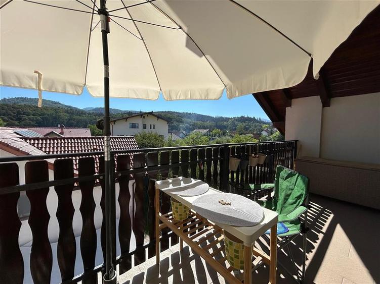 Apartament cu 2 camere decomandat, mobilat în Cristian
