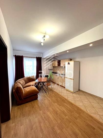 Apartament cu 2 camere semidecomandat, mobilat în Calea Turzii