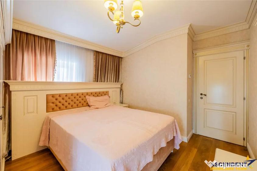 Casă cu 4 camere cu Teren 390 Mp în Sânpetru