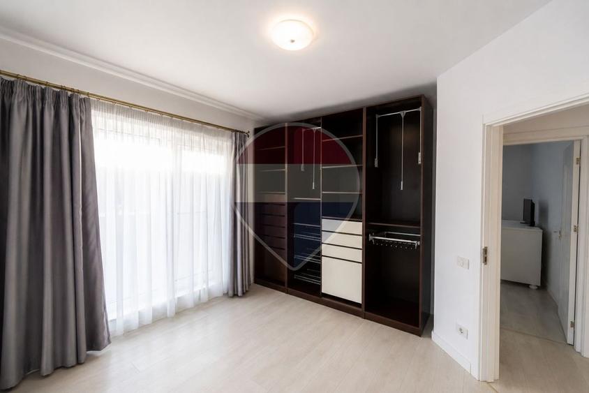 Casă individuală cu 4 camere cu Teren 388 Mp în Nord
