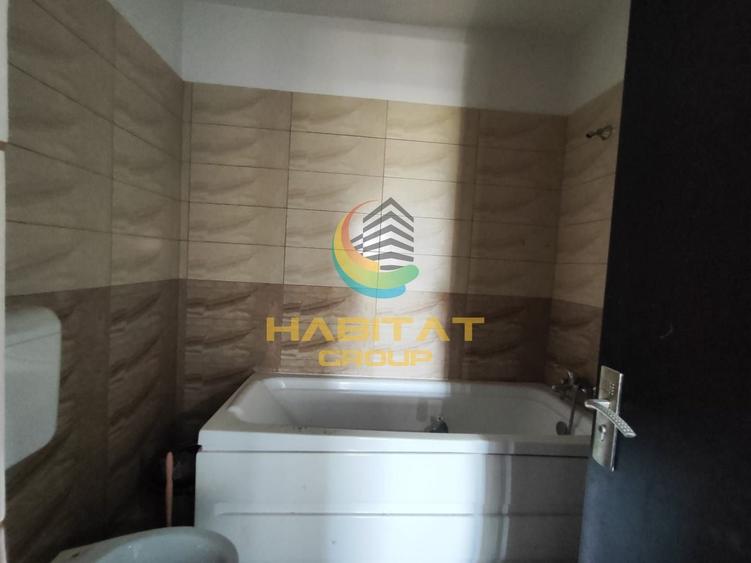 Apartament cu 3 camere decomandat în Berceni