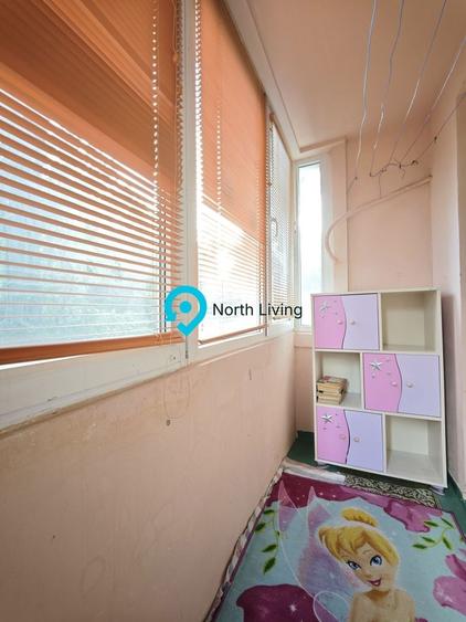 Apartament cu 3 camere semidecomandat în Pajura