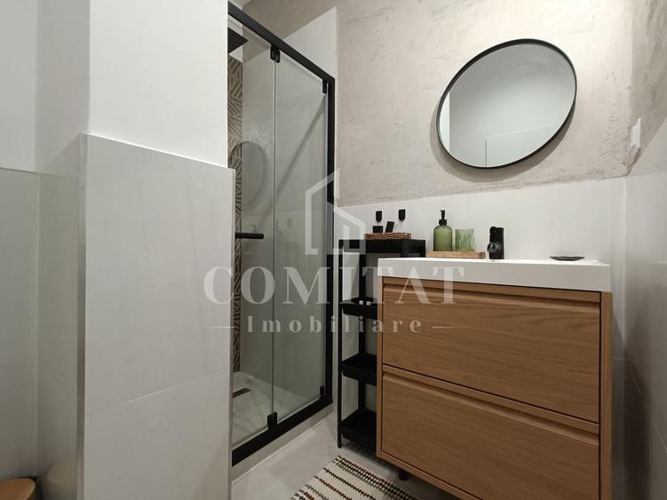 Apartament cu 2 camere semidecomandat, mobilat în Florești