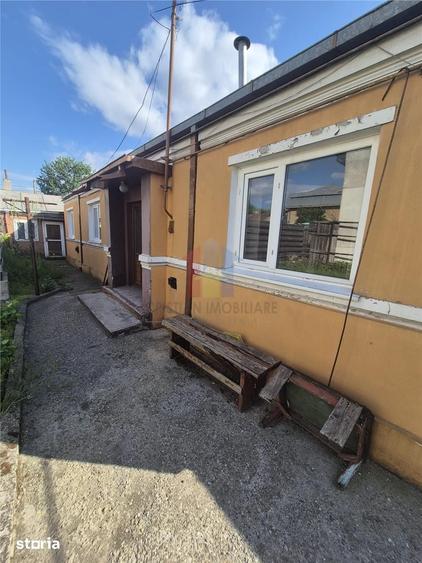 Casă cu 2 camere cu Teren 227 Mp în Plantelor