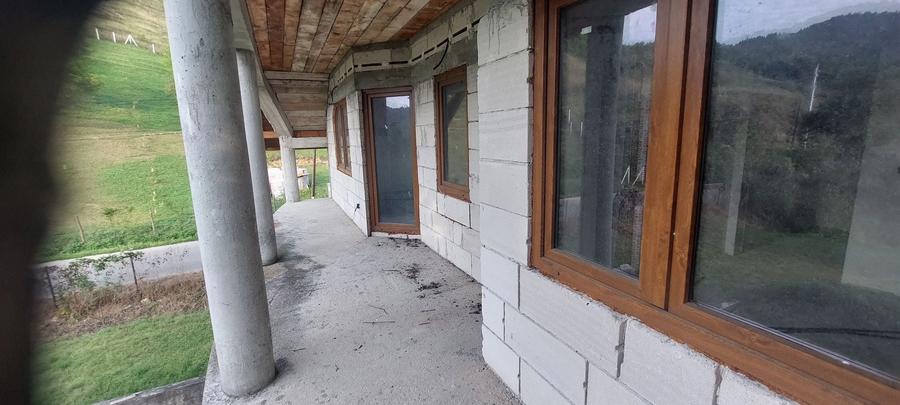 Casă cu 4 camere în Vad