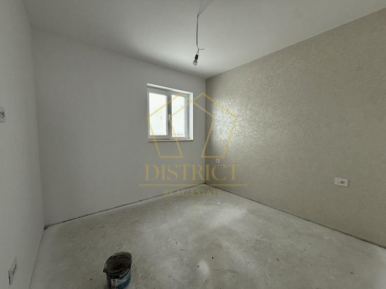 Duplex cu 4 camere cu Canalizare în Săcălaz