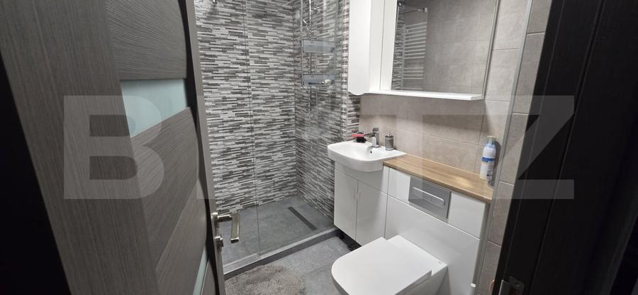 Apartament cu 3 camere decomandat, mobilat în Micro 16
