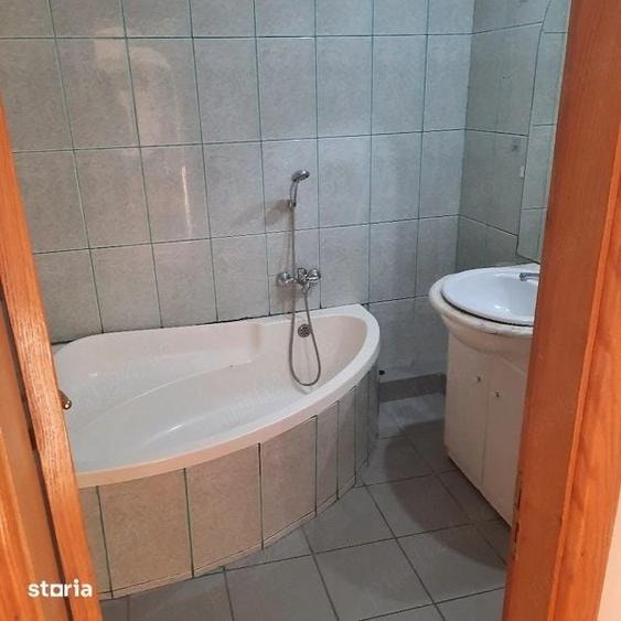 Apartament cu 2 camere semidecomandat în Titan