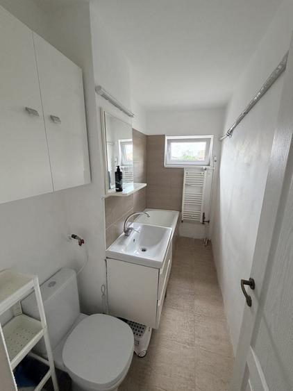 Apartament cu 2 camere semidecomandat în Spitalul Județean