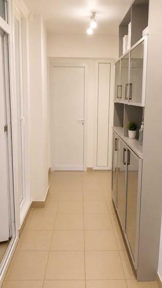 Apartament cu 2 camere decomandat în Gura Văii