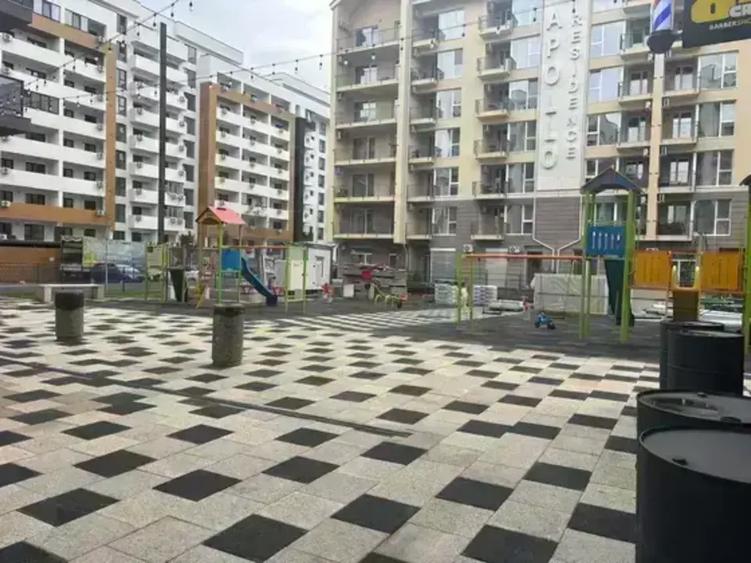 Spațiu comercial, de 80 mp, în Central