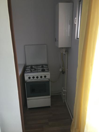 Garsonieră decomandată în Central