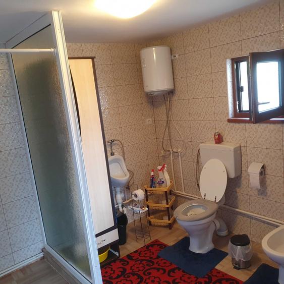 Casă cu 4 camere în Spiru Haret