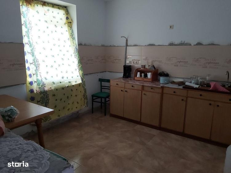 Casă cu 4 camere în Viile Satu Mare